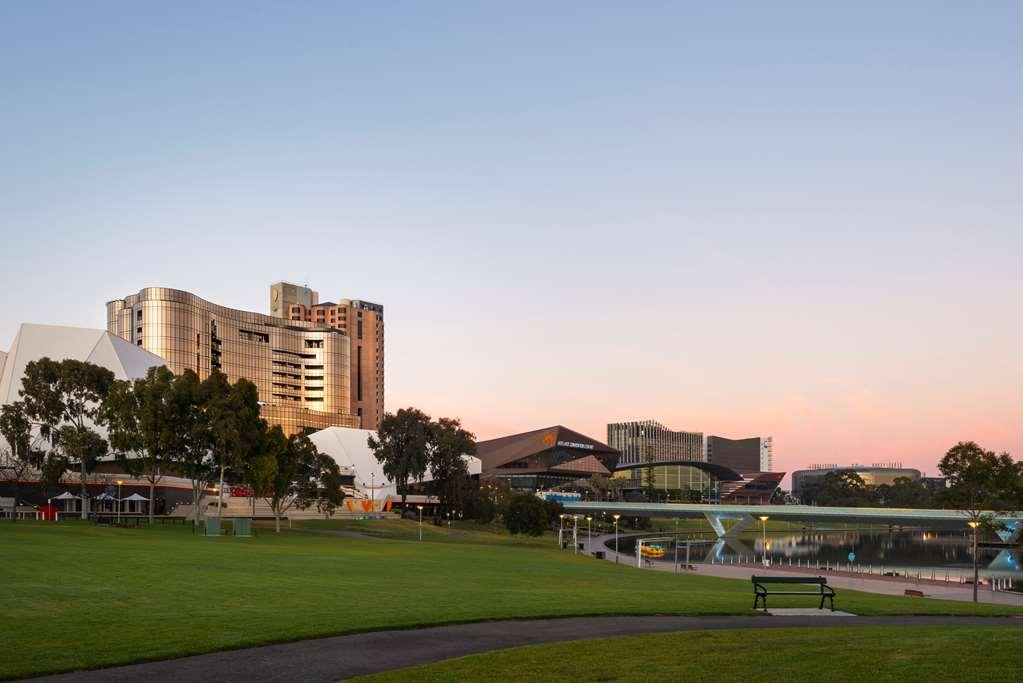 Eos By Skycity Adelajda Zewnętrze zdjęcie The Melbourne Park complex